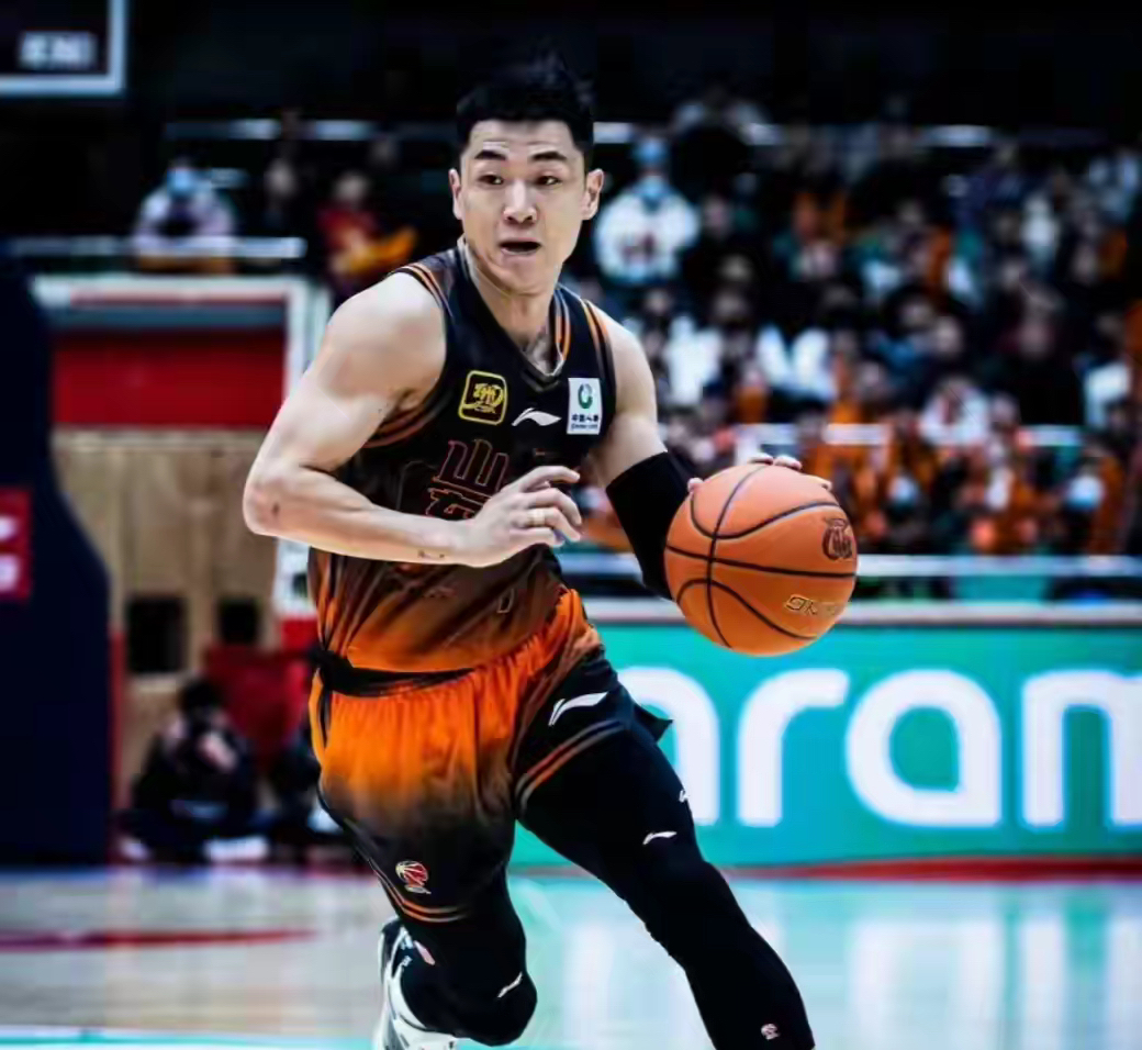 乐鱼app冲刺阶段广厦男篮备战德甲，主帅复盘细节曝光，震撼外界，赛季目标并未改变的简单介绍